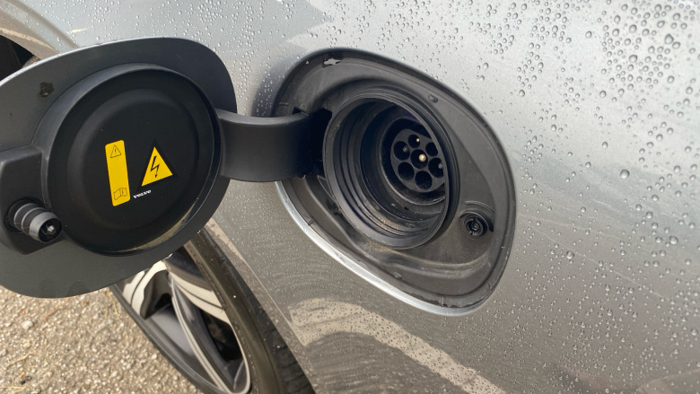 Volvo S90 2.0 T8 [390] Hybrid R DESIGN Pro 4dr AWD Gtron Saloon